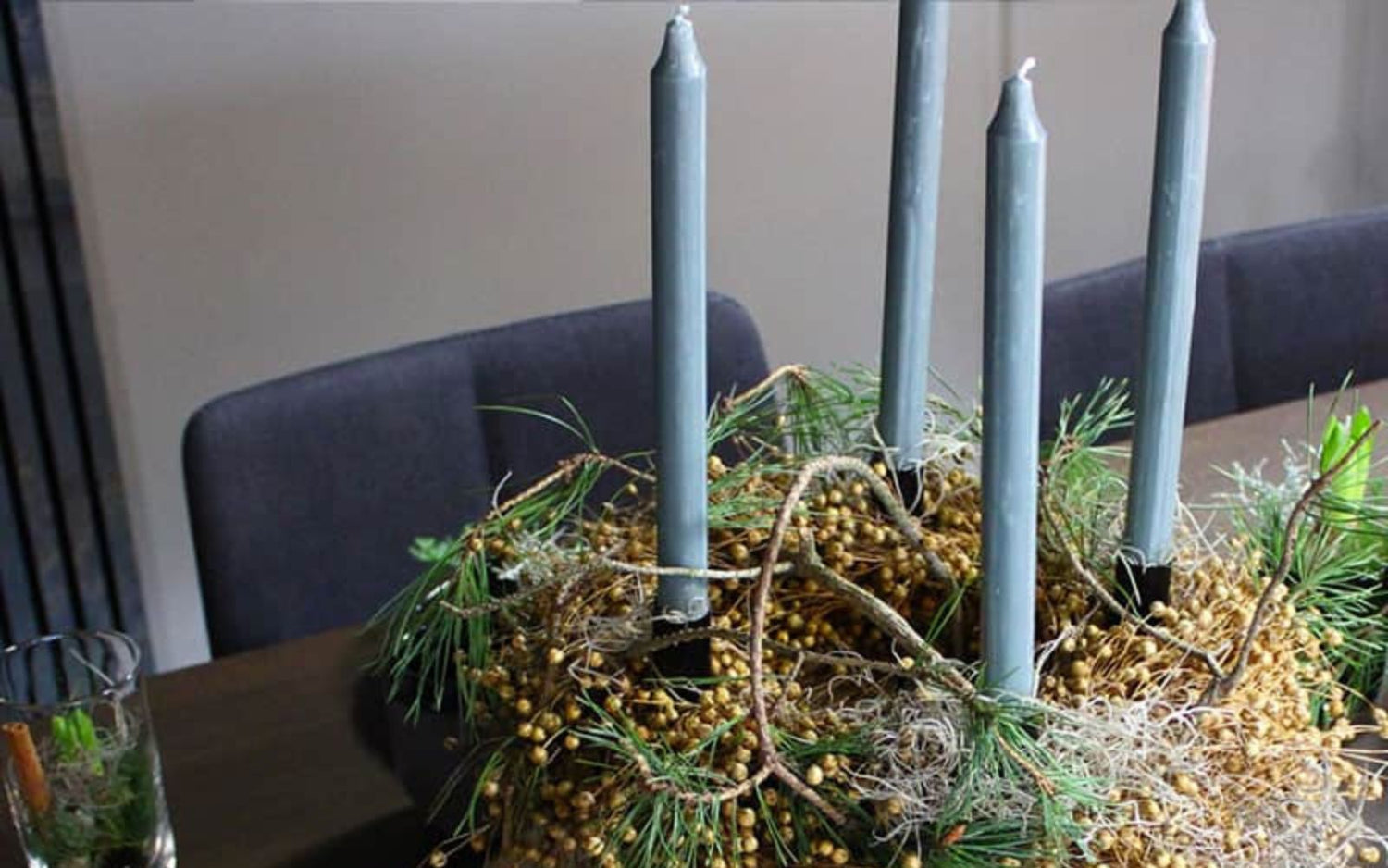 Χριστουγεννιάτικη διακόσμηση με φυσικά στοιχεία