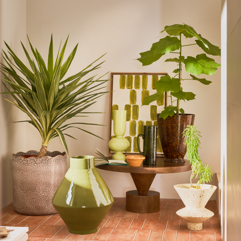 Κανάτα Hammered Banana Palm - Γυάλινη Πράσινη Ø15 x W9 x H26,5 cm Urban Nature Culture Amsterdam