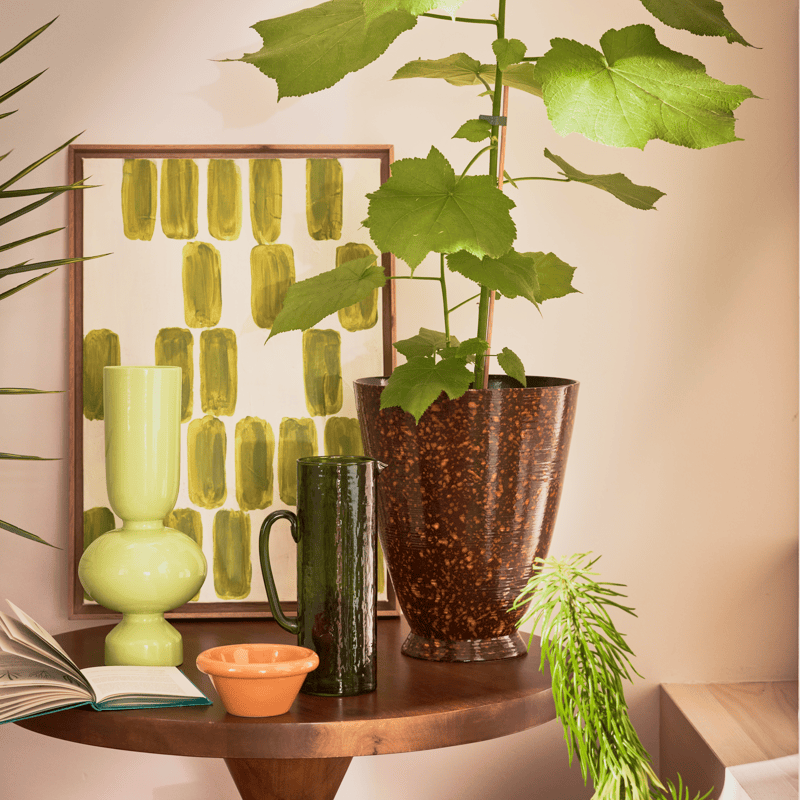 Κανάτα Hammered Banana Palm - Γυάλινη Πράσινη Ø15 x W9 x H26,5 cm Urban Nature Culture Amsterdam