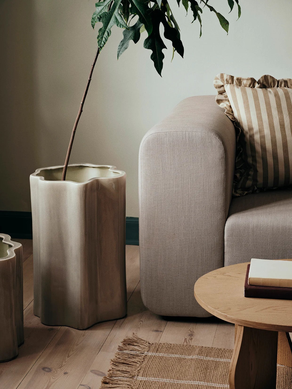 Κεραμική Γλάστρα Sonja - Γκρι W35 x D33 x H55 cm Broste Copenhagen