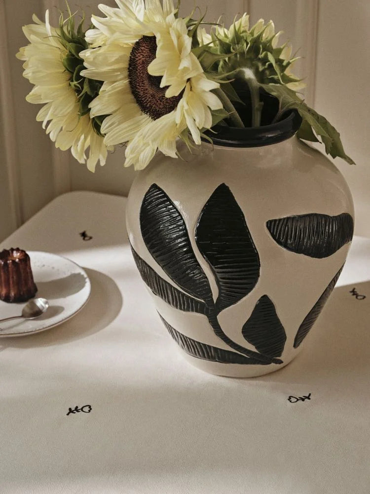 Broste Copenhagen Βάζο Διακοσμητικό Βάζο Herbert Κεραμικό Ø25 x H30 cm Μαύρο/ Off White Broste Copenhagen