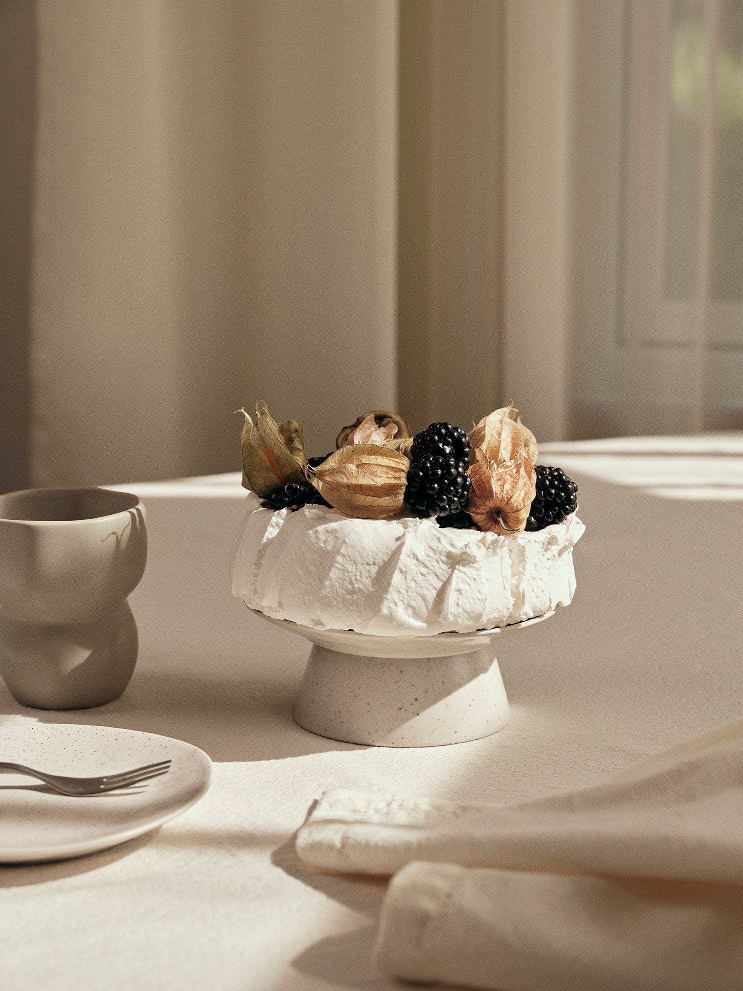 Broste Copenhagen Πιατέλα Βάση για Κερί και Γλυκά Nordic Vanilla Πορσελάνη Ø14,5 x H6 cm Broste Copenhagen