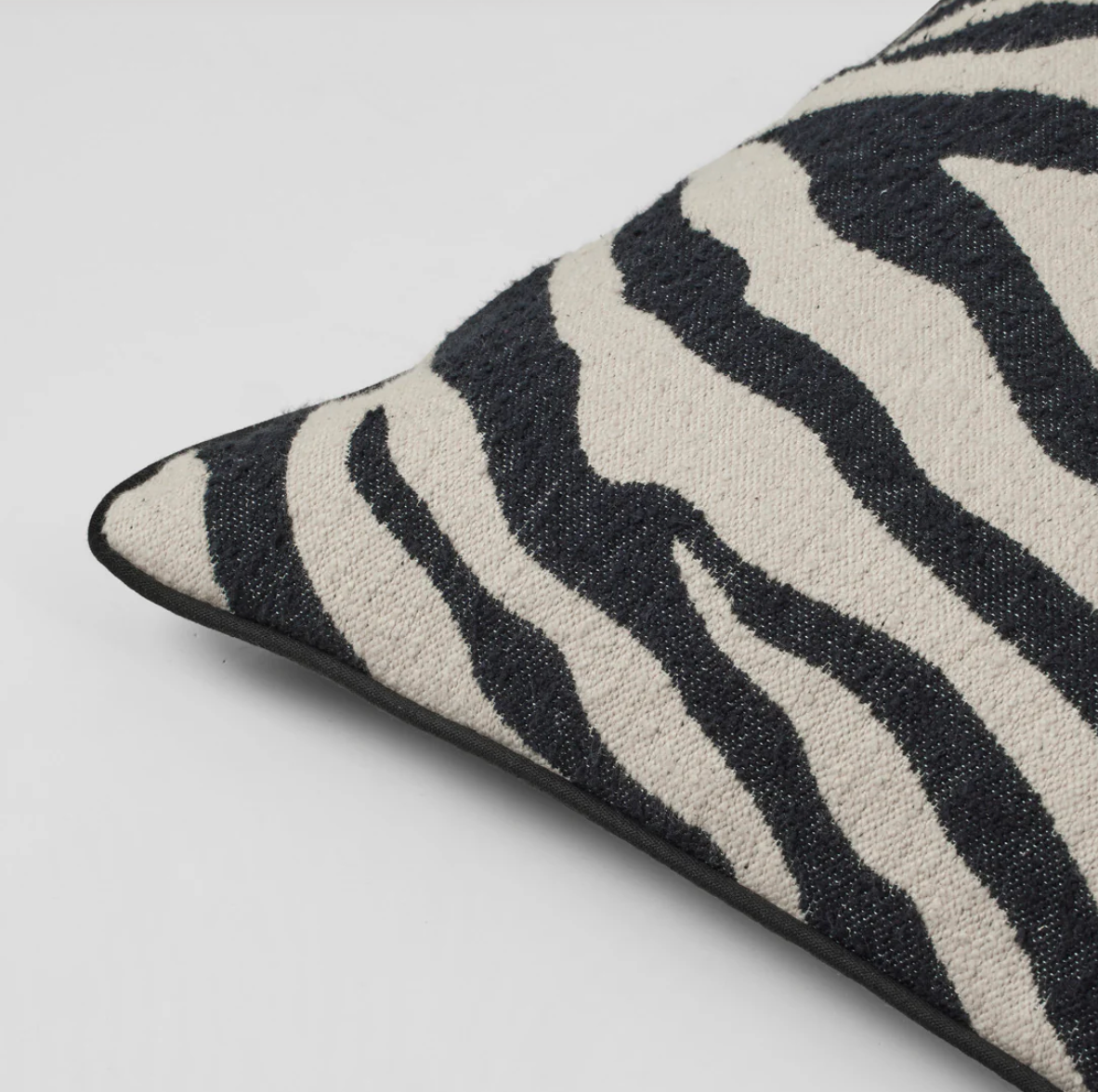 Κάλυμμα Μαξιλαριού Zebra Μαύρο/ Μπεζ 100% Βαμβάκι W50 x L50 cm Broste Copenhagen