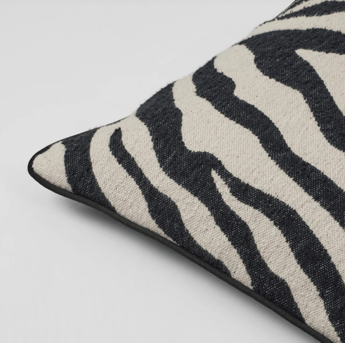 Κάλυμμα Μαξιλαριού Zebra Μαύρο/ Μπεζ 100% Βαμβάκι W50 x L50 cm Broste Copenhagen