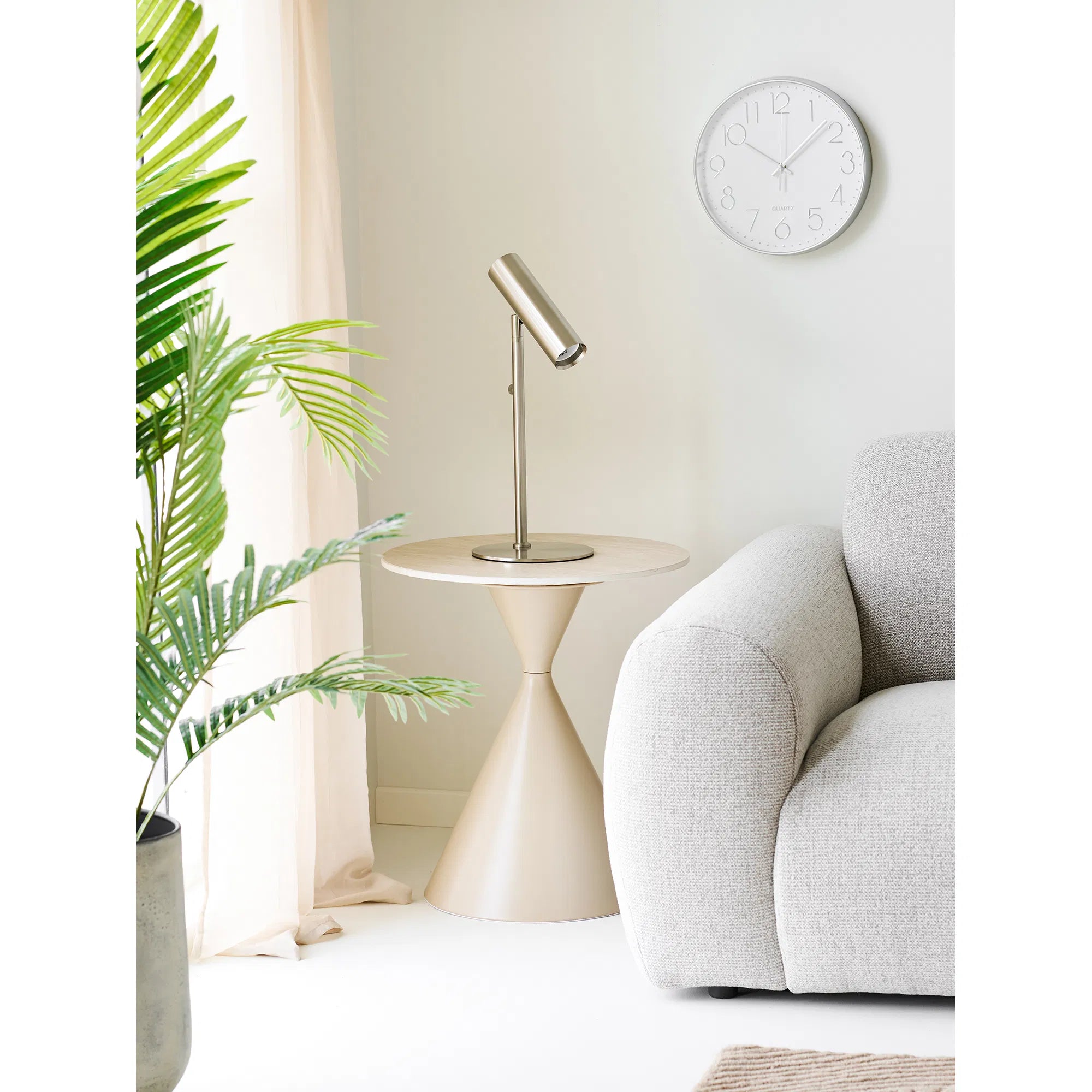 Βοηθητικό Τραπέζι Annecy - Κεραμική Επιφάνεια Βάση Χάλυβα Απόχρωση Sand ø50 x H56 cm HOUSE NORDIC