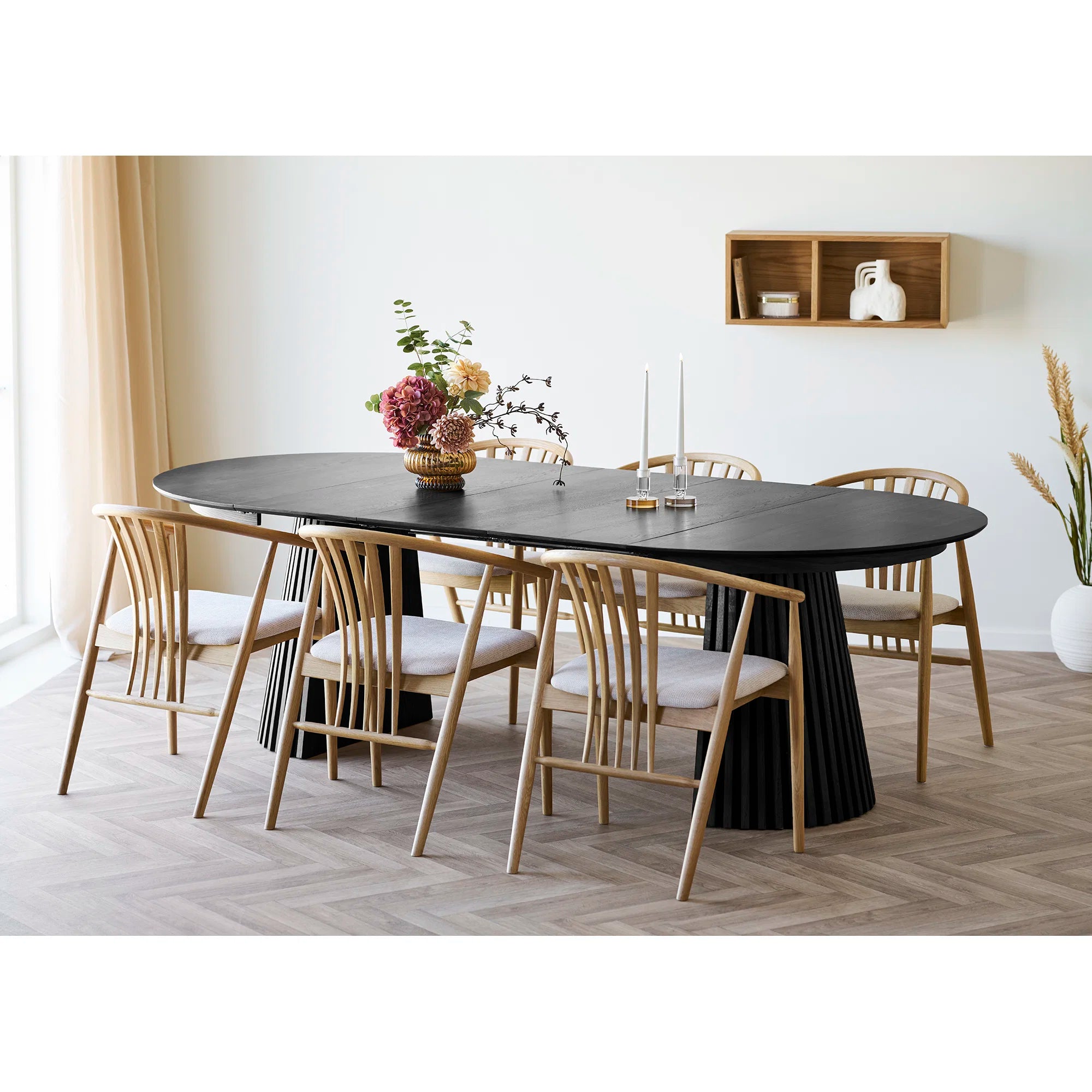Osaka Dining Table Στρογγυλή 3 Επεκτάσεων, Oak Veneer Μαύρη, MDF ø120x120-160-200-240x75 cm NORDIC HOUSE
