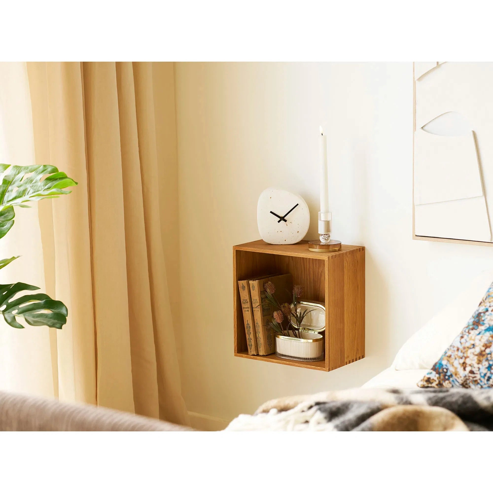 Επιτραπέζιο Ρολόι Linz - Λευκό Τσιμέντο Αθόρυβη Κίνηση W14 x H15 x L5 cm HOUSE NORDIC