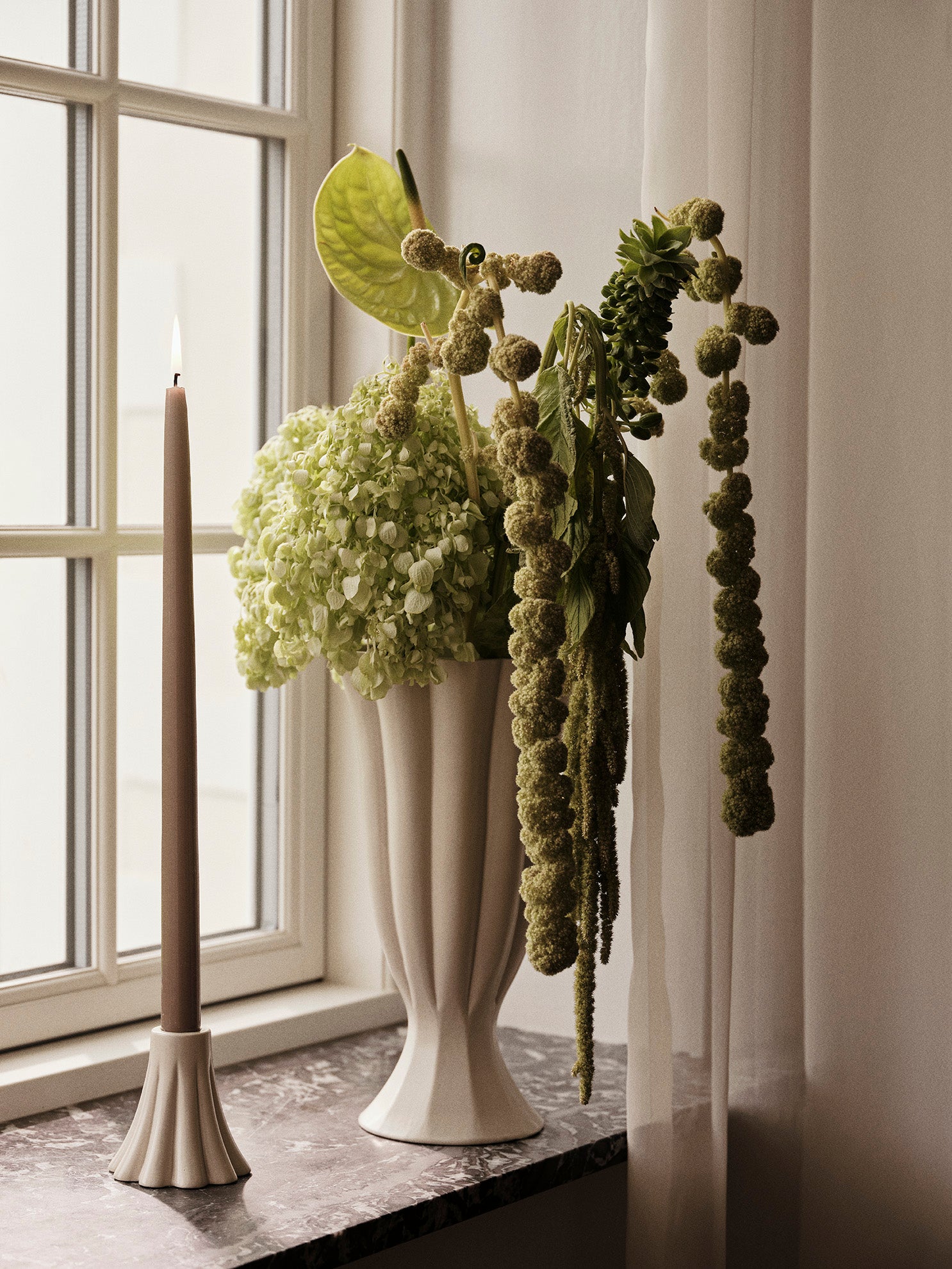 Broste Copenhagen Κηροπήγιο Κηροπήγιο Heli S Ανακυκλωμένο Stoneware Off White Ø8 x H8 cm Broste Copenhagen