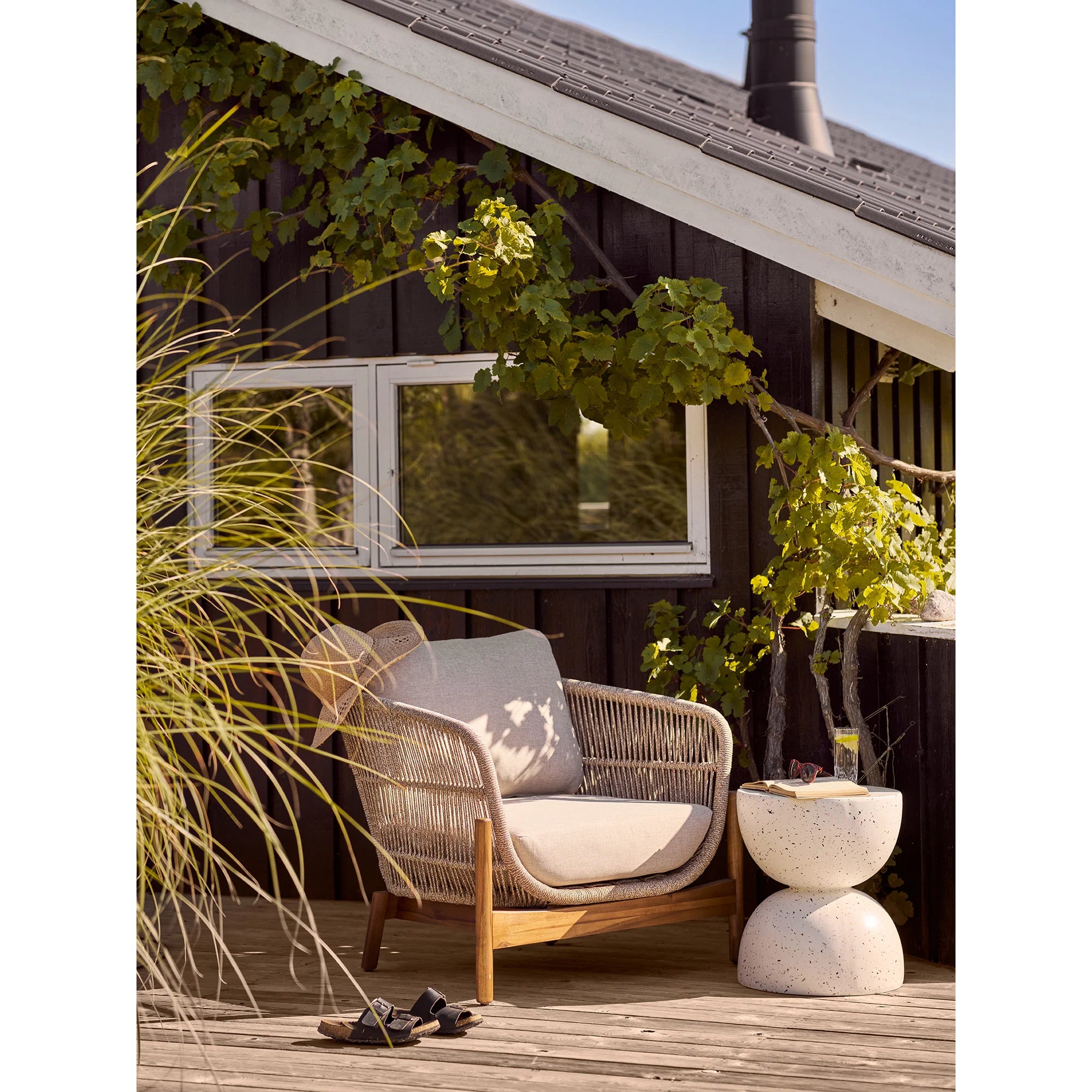 Βοηθητικό Τραπέζι Bonita Off White Fiberclay/ Terrazzo Look ø40x45 cm HOUSE NORDIC