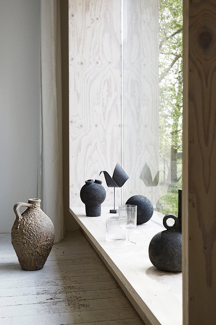 MUUBS ΒΑΖΟ Πήλινο Βάζο Bottle Trace Coral Sand Terracotta Ø25xH42 cm MUUBS