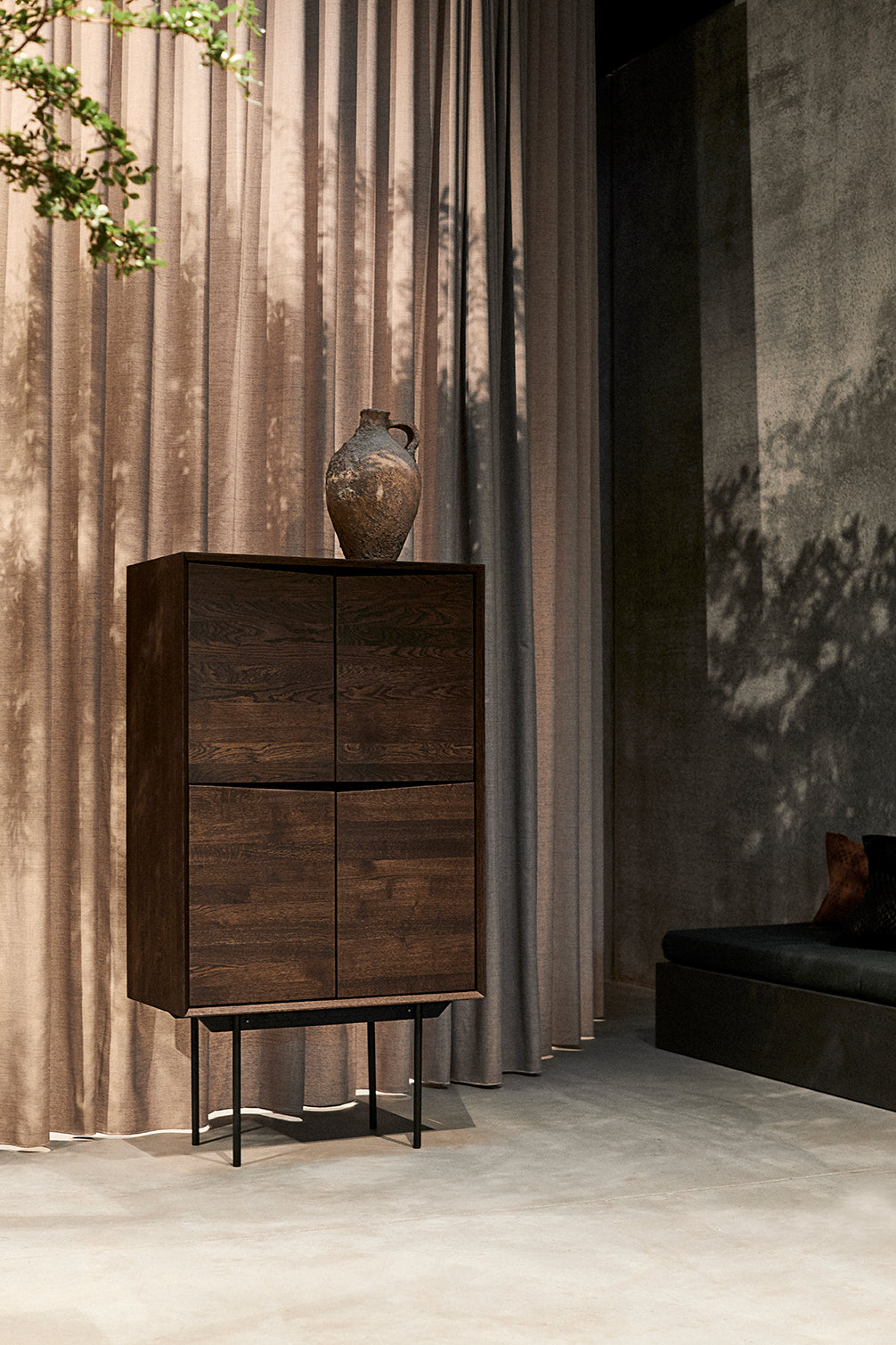 MUUBS ΒΑΖΟ Πήλινο Βάζο Bottle Trace Coral Sand Terracotta Ø25xH42 cm MUUBS