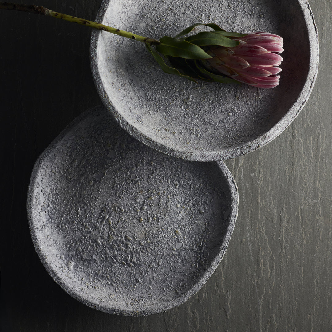 Διακοσμητικός Δίσκος Luna - Γκρι Τερακότα Ø32,5 x H8 cm MUUBS