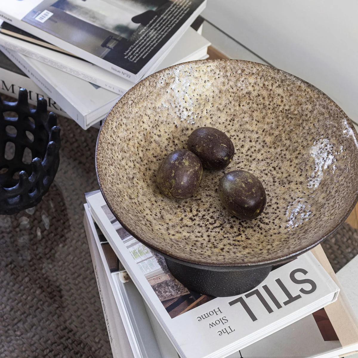 Διακοσμητικό Μπολ Με Βάση By Hand - Κεραμικό Sand Ø31,5 x H20 cm METTE DITMER