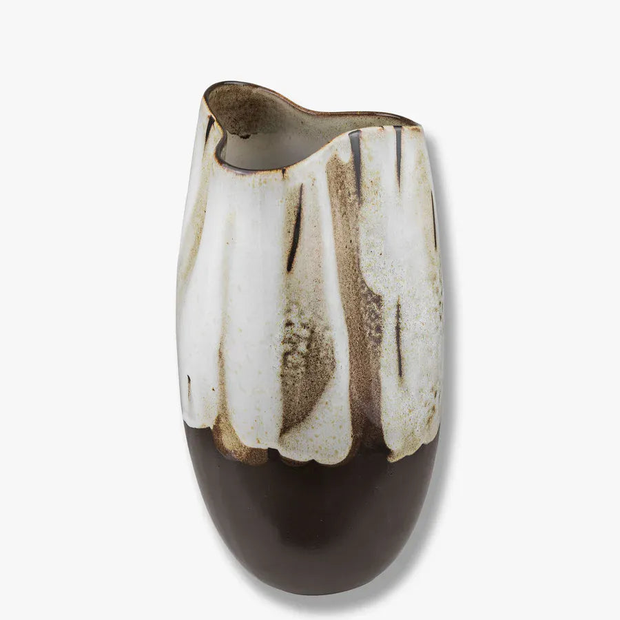 Βάζο By Hand Curve Large - Κεραμικό Καφέ Off-White Ø18 x H38,5 cm METTE DITMER