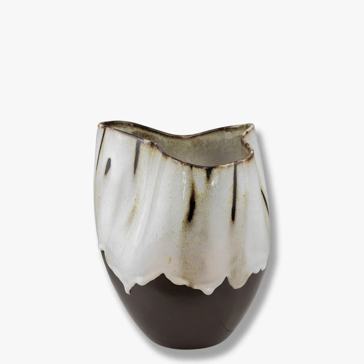 Βάζο By Hand Curve Small - Κεραμικό Καφέ Off-White Ø22 x H24,5 cm METTE DITMER