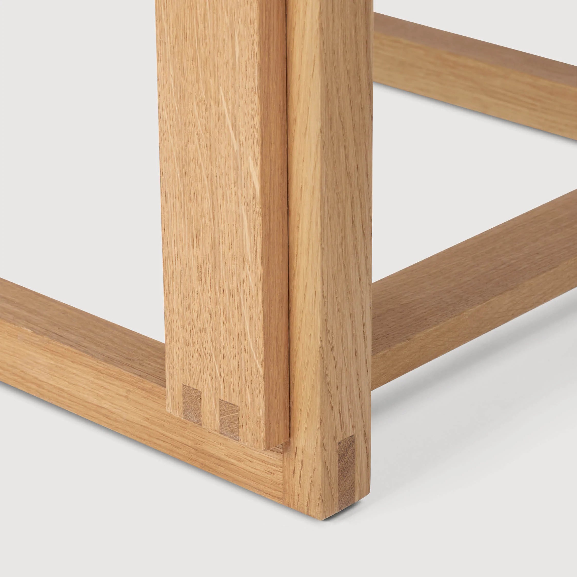 KRISTINA DAM studio Chair Καρέκλα Outline Warm, Lacquered oak/Walnut W46 x D46 x H80 cm, SH46 x SD45,5 cm KRISTINA DAM