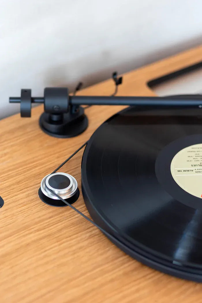 LX Turntable Connect Walnut της La Boite concept, ηχοσύστημα Hi-Fi με ενσωματωμένο πικάπ σε φινίρισμα καρυδιάς