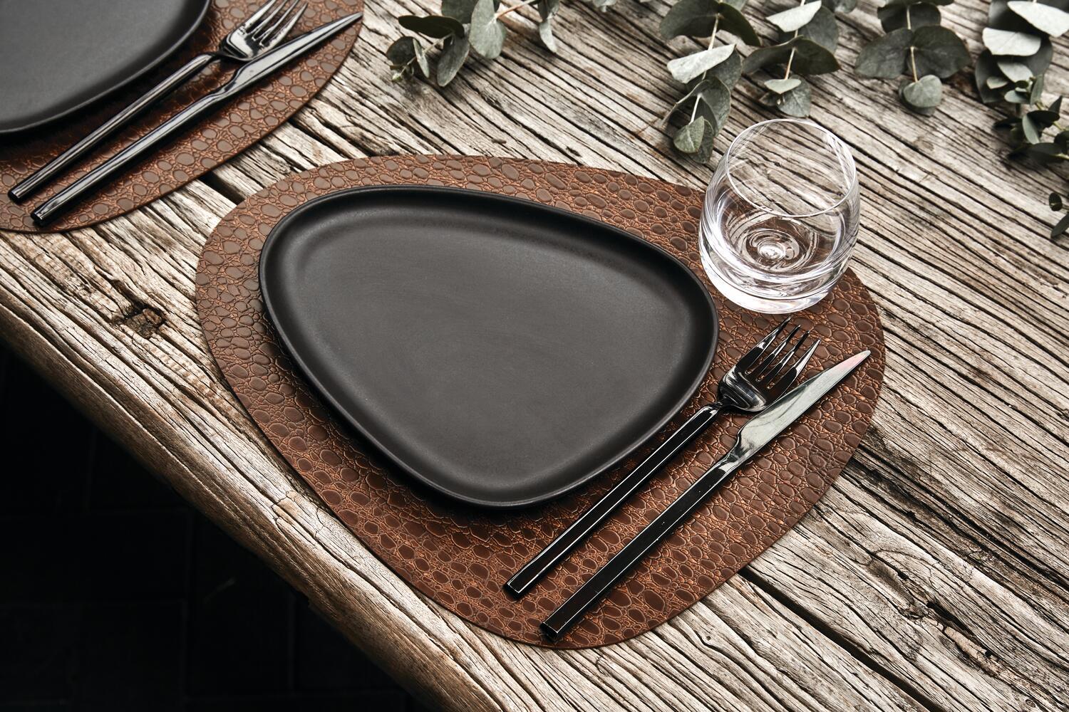 LIND DNA Πιάτο Πιάτο Μεγάλο Φαγητού Curve Dinner Stoneware, Μαύρο 30x26x1.5cm LIND DNA