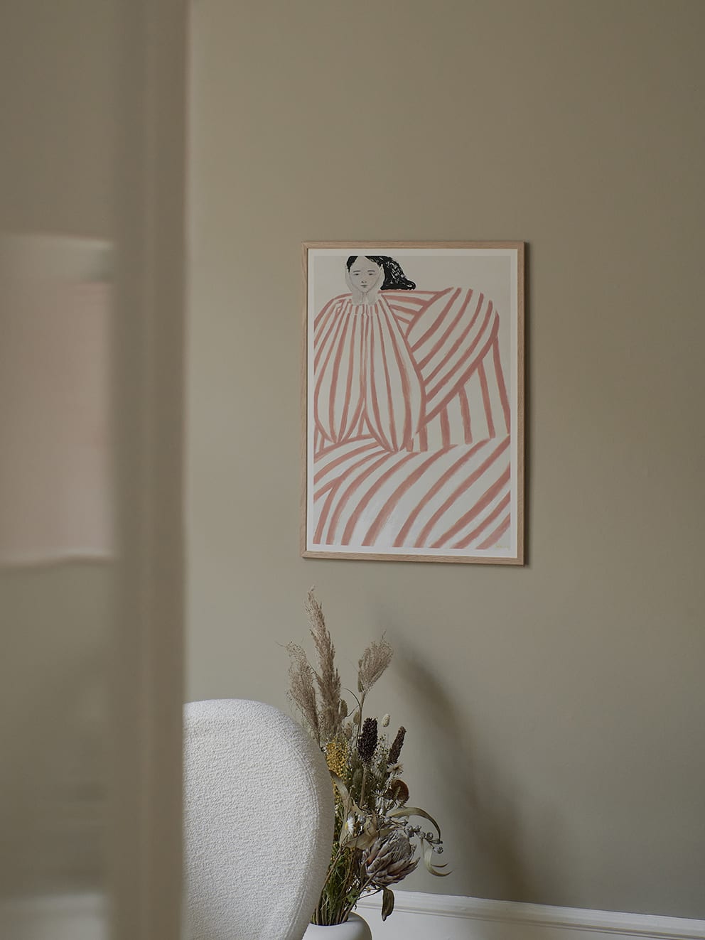 THE POSTER CLUB Poster Still Waiting Sofia Lind Πόστερ (70x100 cm) Εκρού/Σομόν Paper THE POSTER CLUB