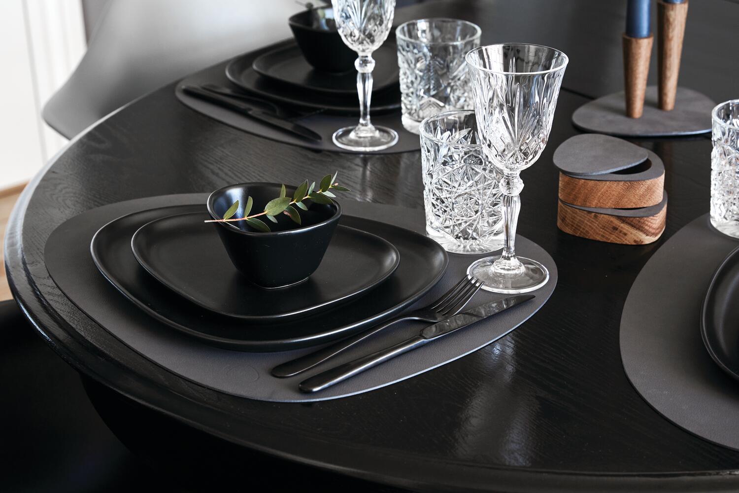 LIND DNA Πιάτο Πιάτο Μεγάλο Φαγητού Curve Dinner Stoneware, Μαύρο 30x26x1.5cm LIND DNA