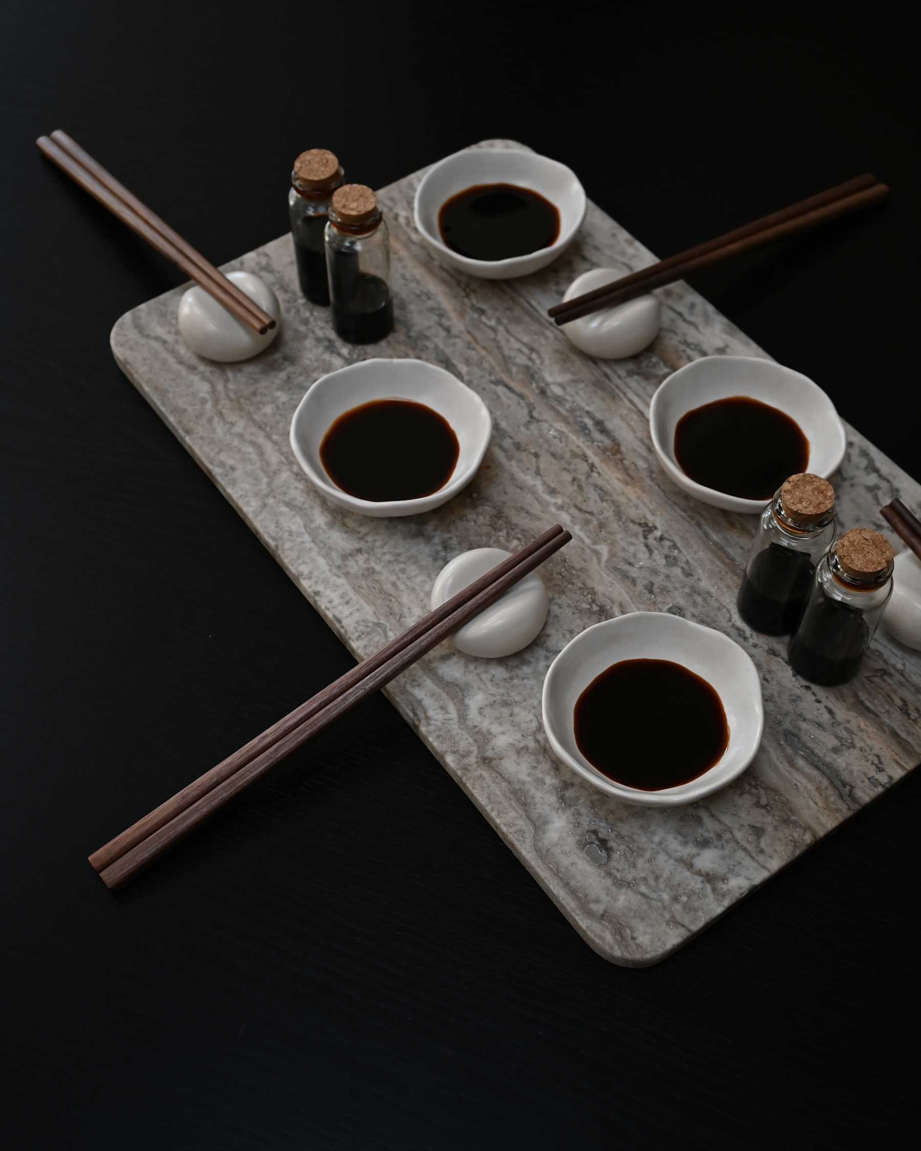 101 COPENHAGEN Δίσκος Σερβιρίσματος Δίσκος Enkei Tray Rectangular Medio Τραβερτίνη Γήινες αποχρώσεις L40xW25xH1,5 cm 101 COPENHAGEN