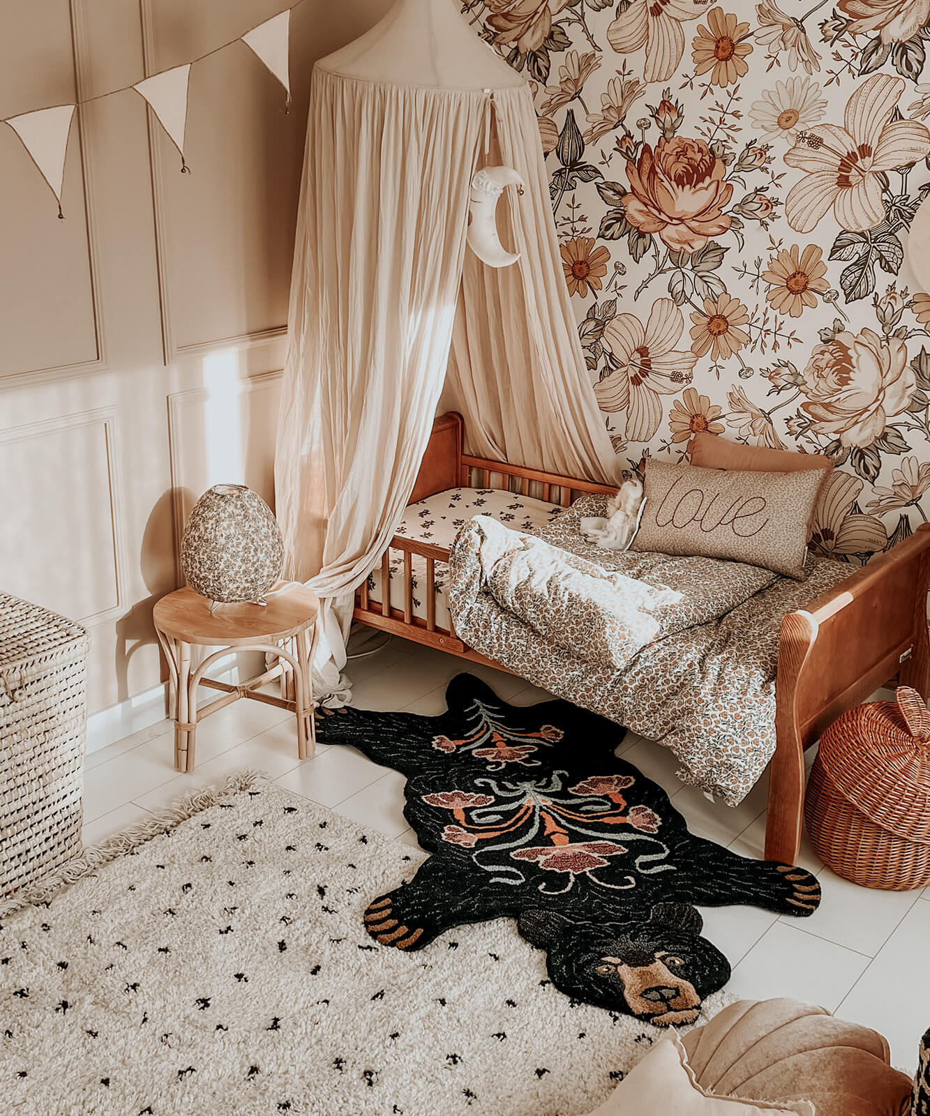 Χαλί Blooming Black Bear Large - Μάλλινο Βαμβακερό Μαύρο 143 x 97 x 2 cm Doing Goods