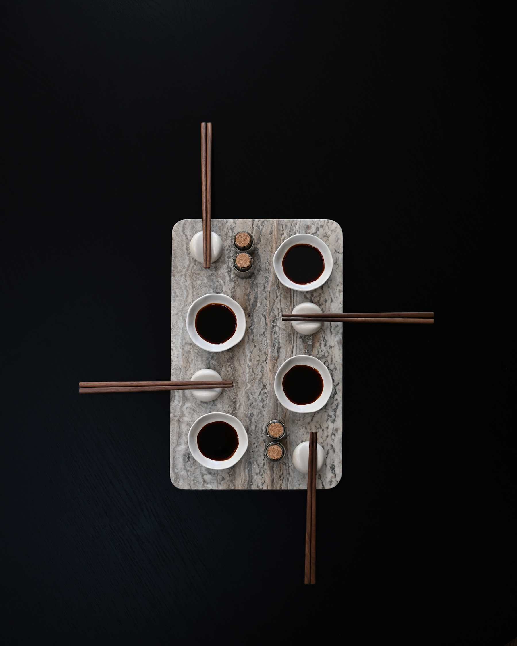 101 COPENHAGEN Δίσκος Σερβιρίσματος Δίσκος Enkei Tray Rectangular Medio Τραβερτίνη Γήινες αποχρώσεις L40xW25xH1,5 cm 101 COPENHAGEN