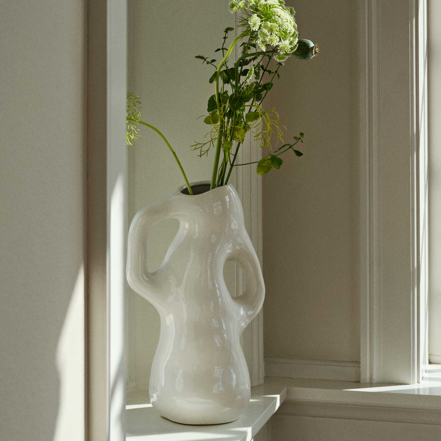 Broste Copenhagen Βάζο Βάζο Isolde Πηλινό Άσπρο W21xD14,5xH35 cm Broste Copenhagen