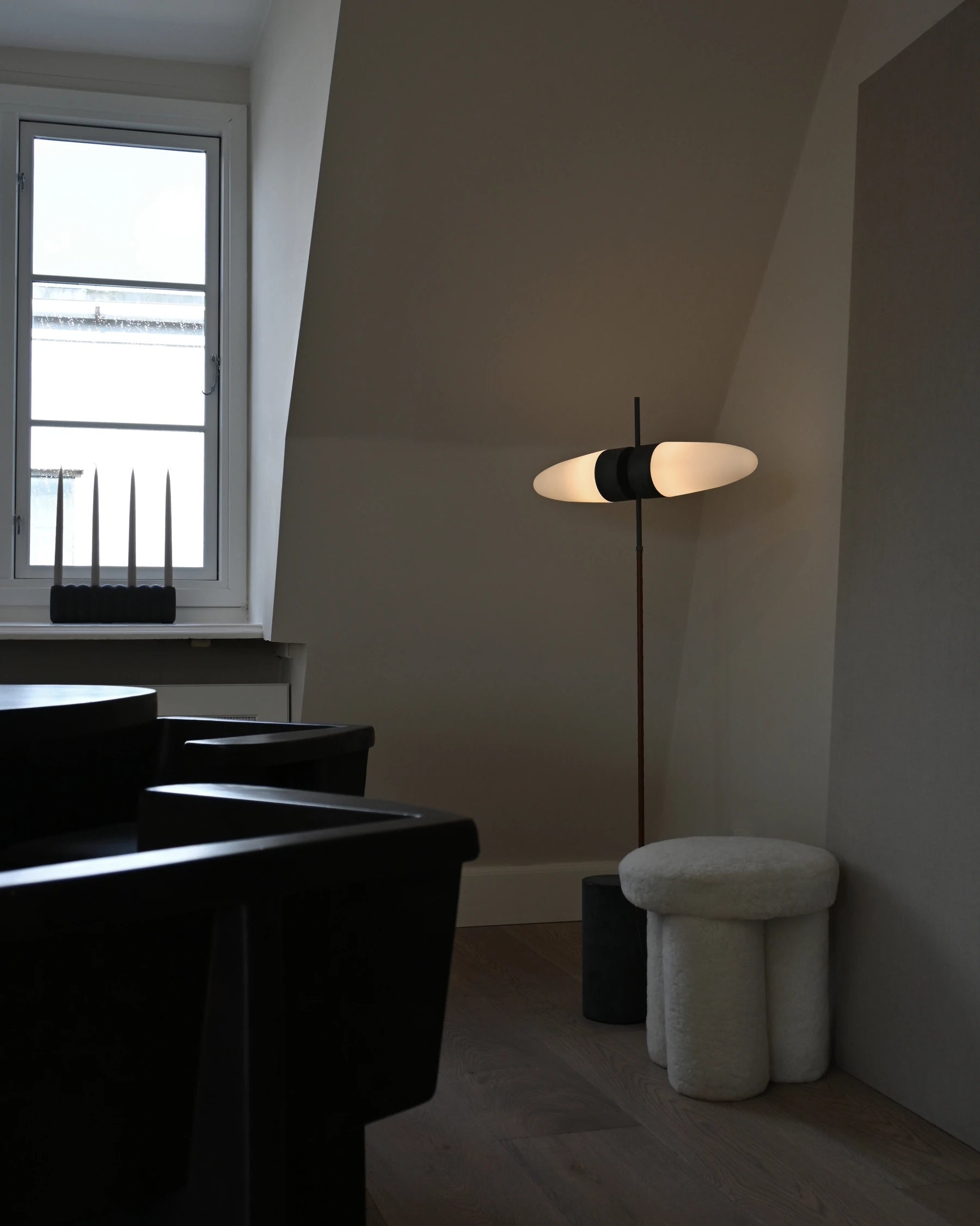 101 COPENHAGEN Κηροπήγιο Κηροπήγιο Tube Big Κεραμικό Καφέ/Μαύρο L35xW6xH11cm, 101COPENHAGEN