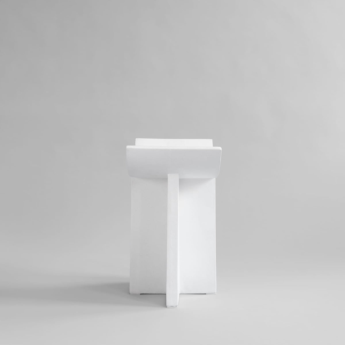 Σκαμπό Brutus - Λευκό Σκυρόδεμα Από Ίνες H54 x W30 x L60 cm 101 COPENHAGEN