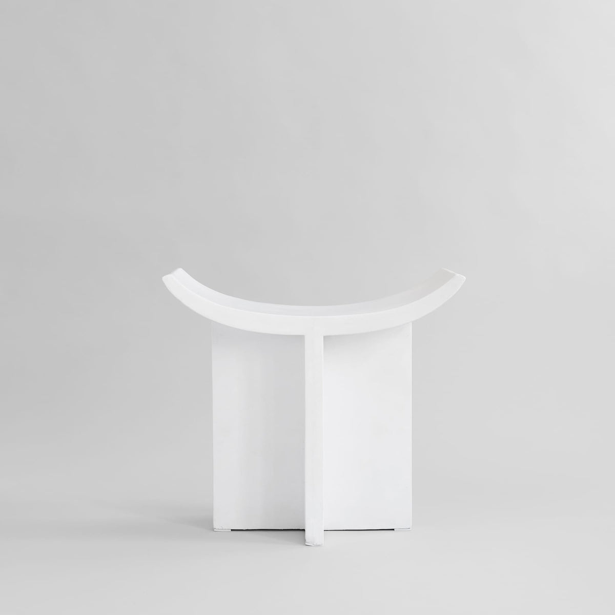 Σκαμπό Brutus - Λευκό Σκυρόδεμα Από Ίνες H54 x W30 x L60 cm 101 COPENHAGEN