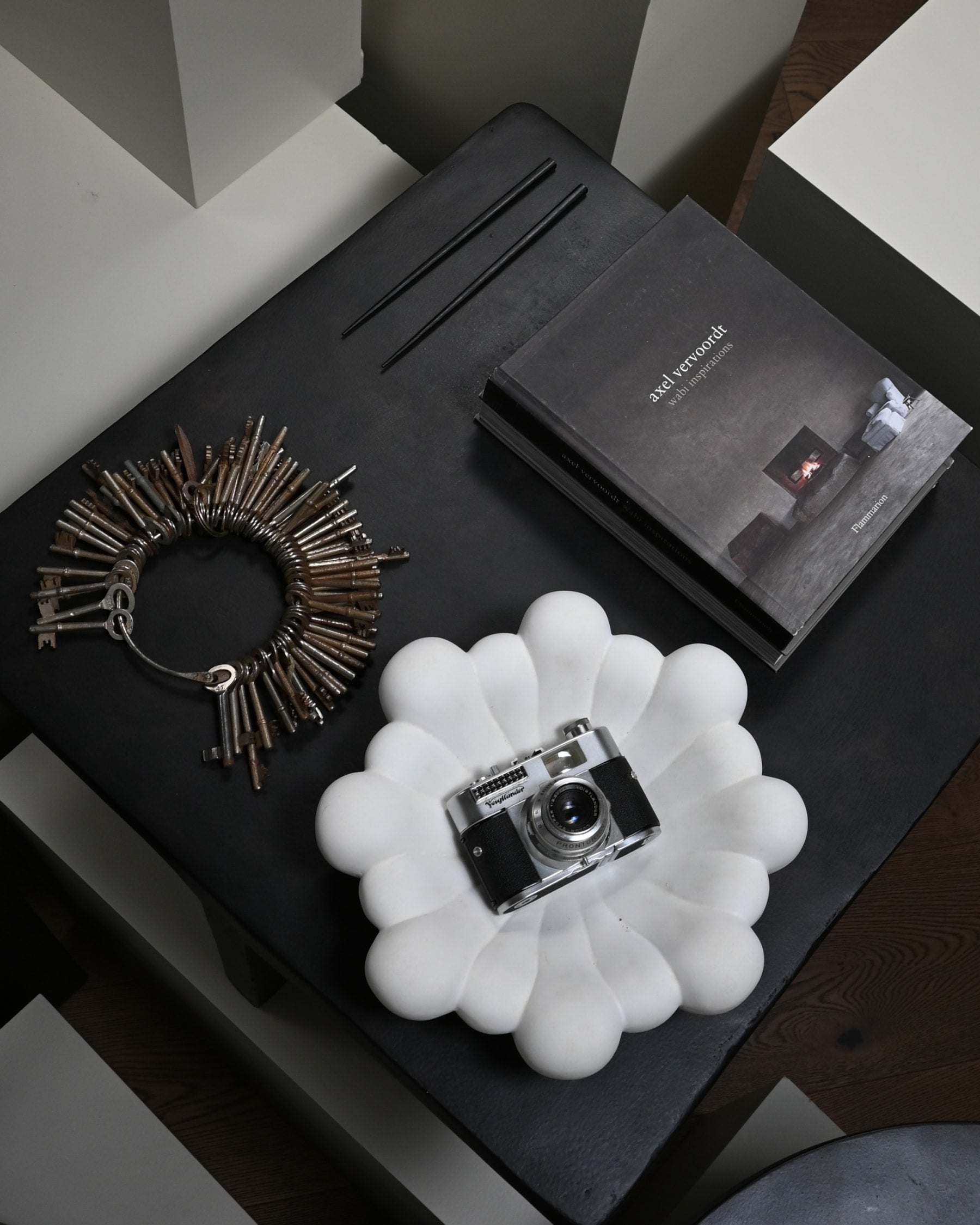 101 COPENHAGEN Διακοσμητικός Δίσκος Δίσκος Bloom, Medio Λευκός 28,5 x 10,5 101 COPENHAGEN