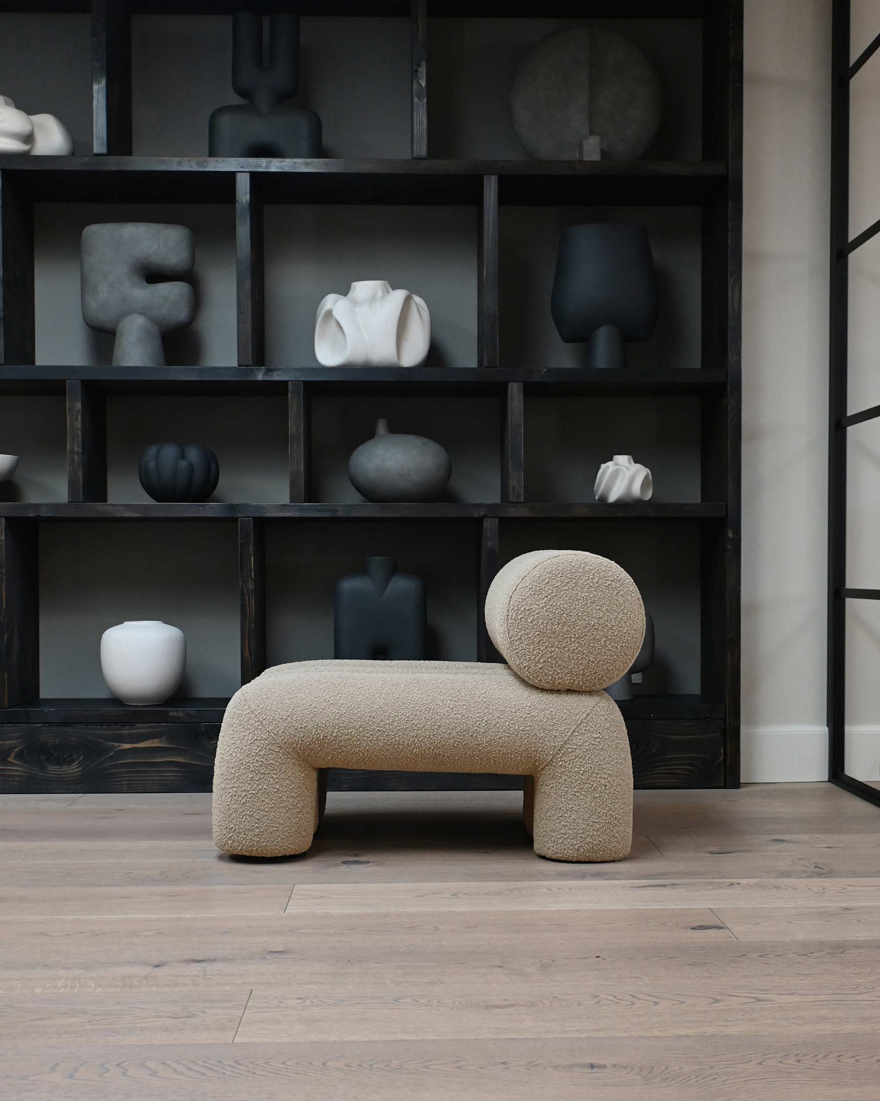 Πολυθρόνα Σαλονιού Foku - Μπουκλέ Ύφασμα Smoked Sand H70 x W65 x L90 cm 101 COPENHAGEN