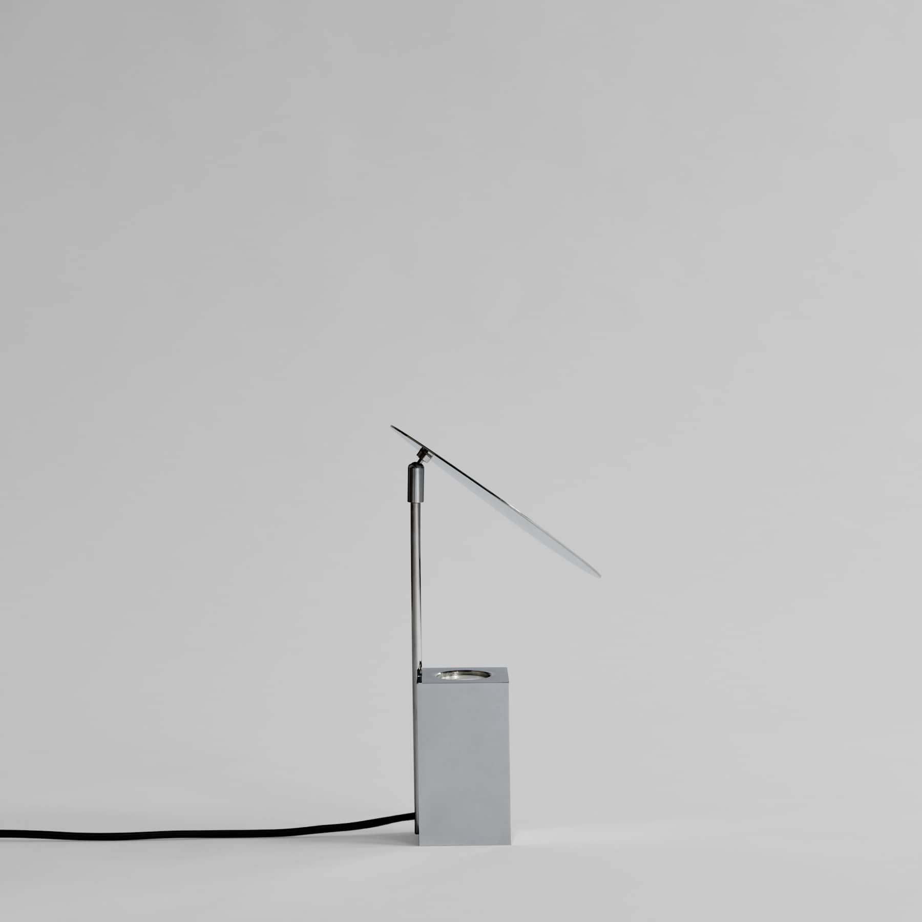 Επιτραπέζιο Φωτιστικό Reflect Lamp - Μεταλλικό Χρώμιο L8 x W8 x H39 cm E14 101 COPENHAGEN