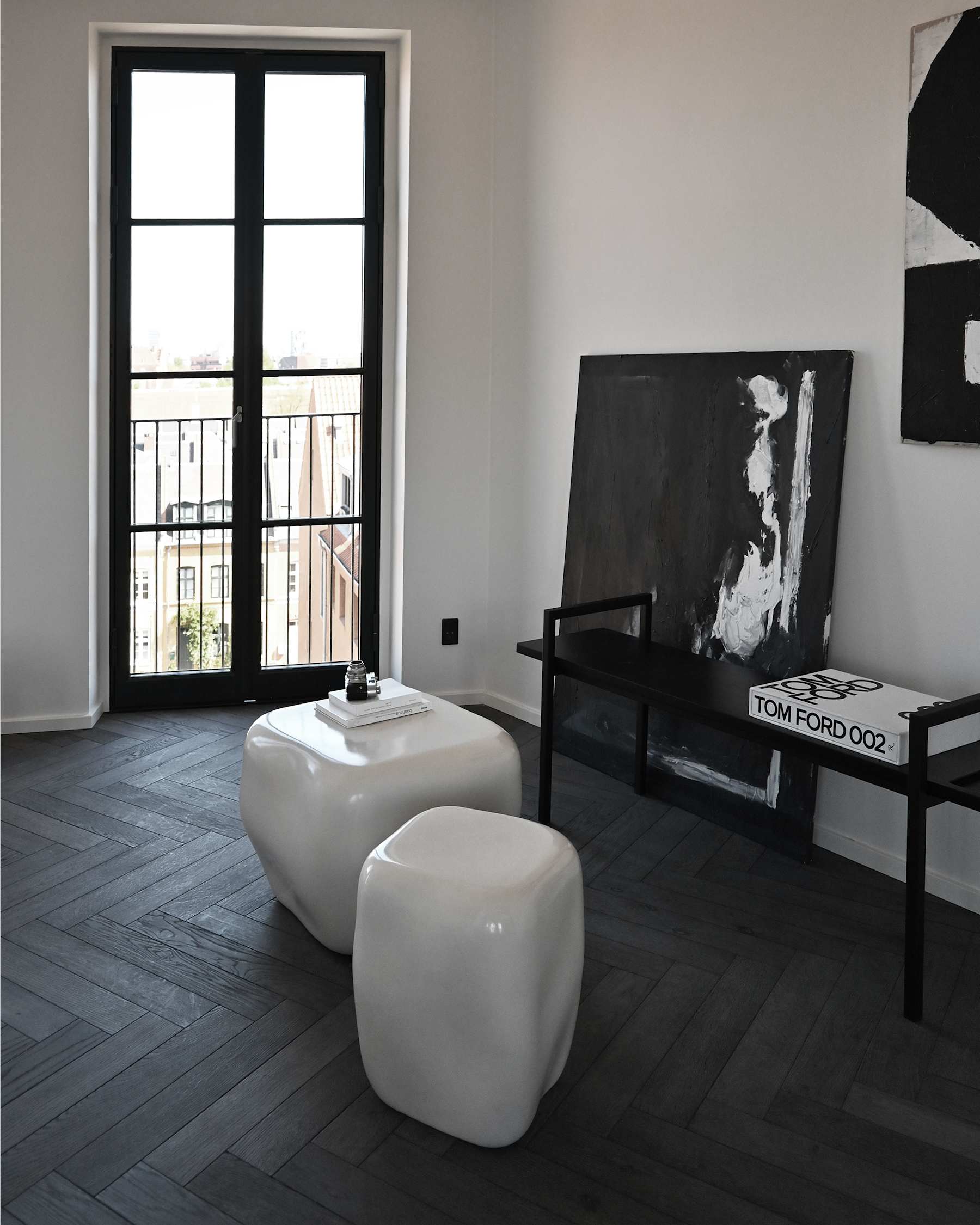 Κεραμικό Τραπεζάκι Καφέ Ishi Mini - Υψηλής Γυαλάδας Άσπρο Birch H40,5 x W30,5 x L30 cm101 COPENHAGEN