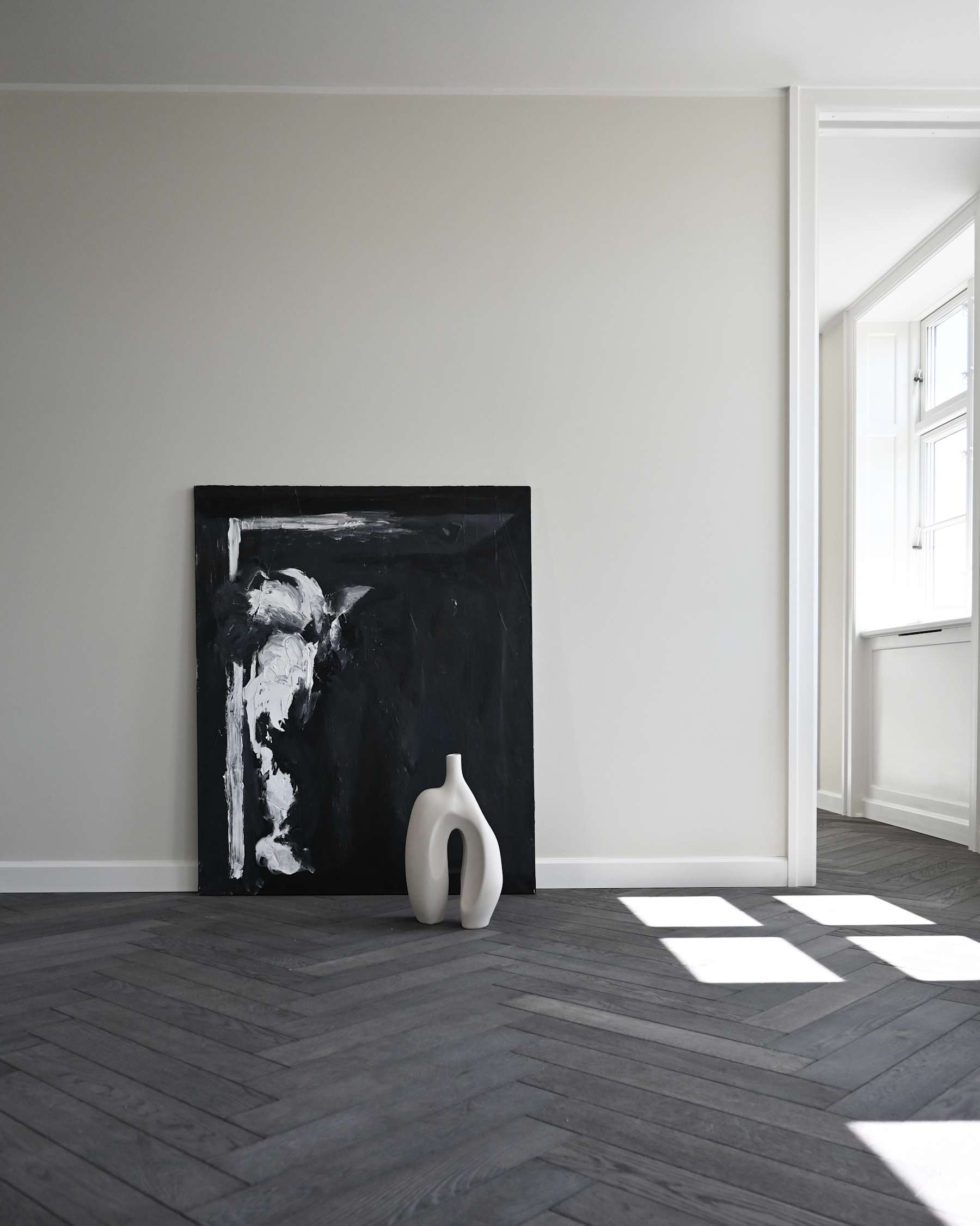 101 COPENHAGEN ΒΑΖΟ Βάζο Ni Medio / Απόχρωση Birch / Κεραμικό L24 / W21 / H43 CM 101 COPENHAGEN