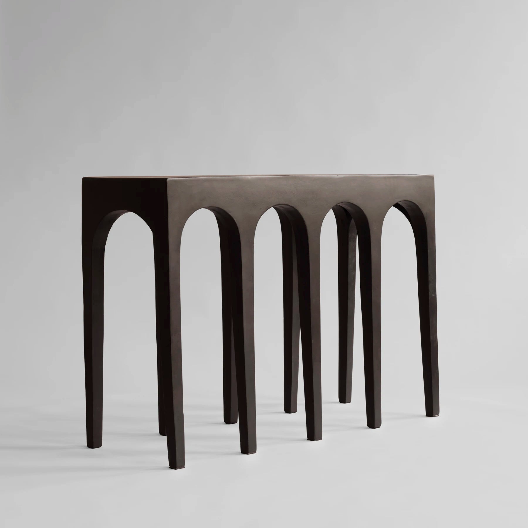 101 COPENHAGEN Κονσόλα Κονσόλα Bow Big Σκούρο Καφέ Σκυρόδεμα   L114xW41xH82 101 COPENHAGEN