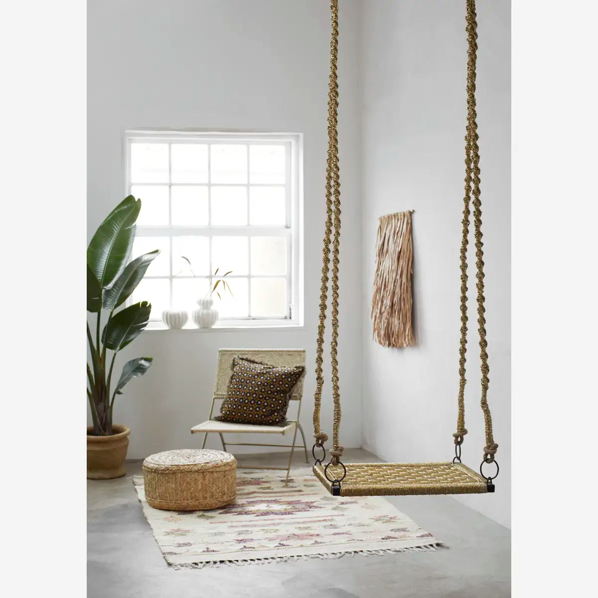 MADAM STOLTZ Καρέκλα Καρέκλα LOUNGE CHAIR W MACRAME Γιούτα / Μέταλλο Φυσικό / Αντικέ Brass Madam Stoltz