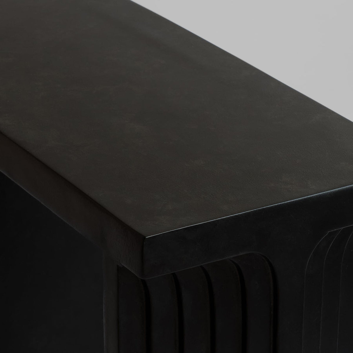 Κονσόλα Arc - Σκυρόδεμα Σκούρο Καφέ H80 x W30 x L70 cm 101 COPENHAGEN