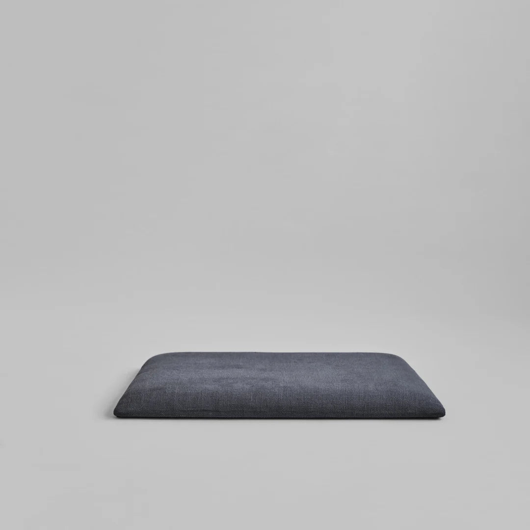 101 COPENHAGEN Μαξιλάρι Μαξιλάρι για Πολυθρόνα Brutus Ανθρακί Λινό L44/W35/H3 cm 101 Copenhagen