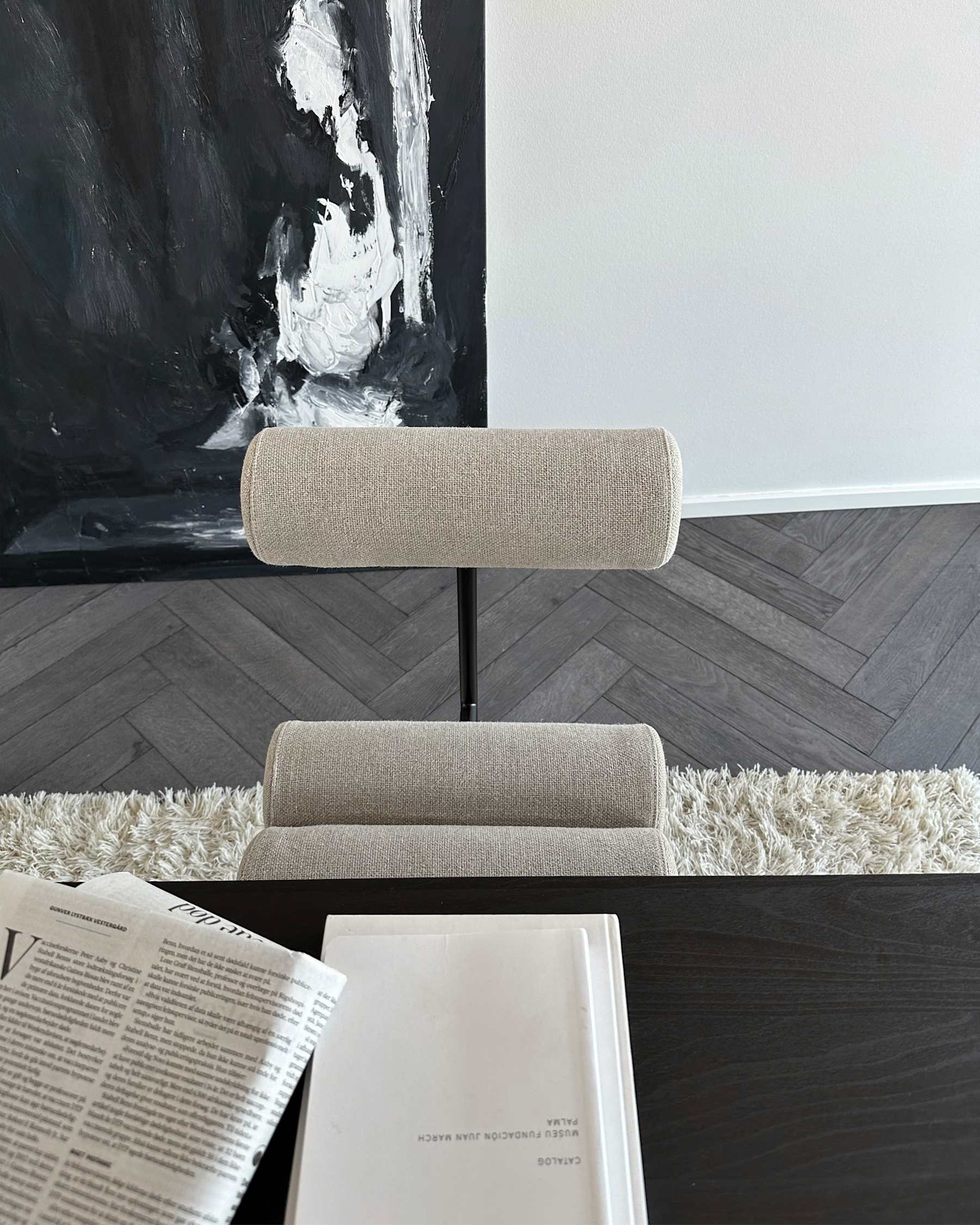 101 COPENHAGEN Καρέκλα Καρέκλα Τραπεζαρίας Hiro Ματ Μαύρος Σκελετός Ατσάλι / Λινό Ύφασμα Απόχρωση Sand L42 x W55 x H76 cm 101 COPENHAGEN