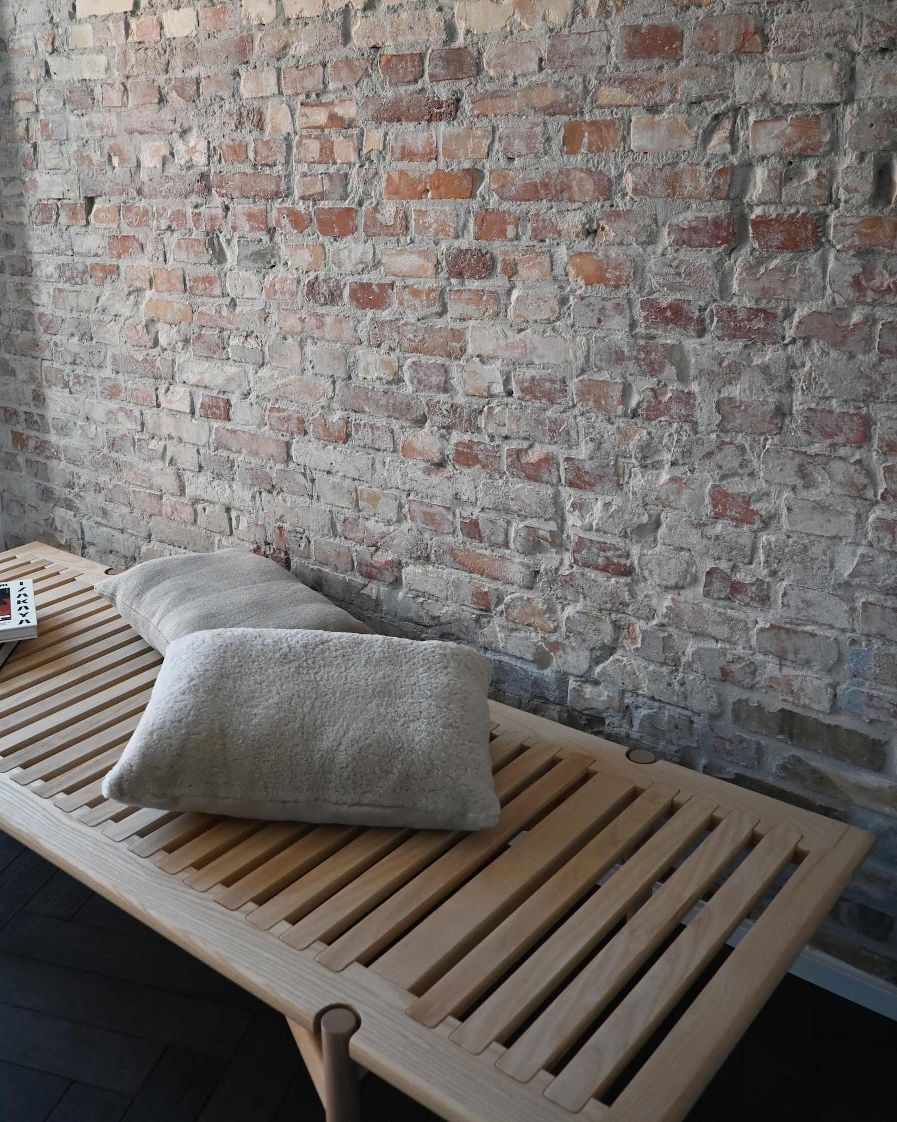 Μαξιλάρι Καρέκλας Σαλονιού Brutus Makura 11 - Λινό Απόχρωση Sand (8047-2) H10 x W36 x L60 cm 101 COPENHAGEN