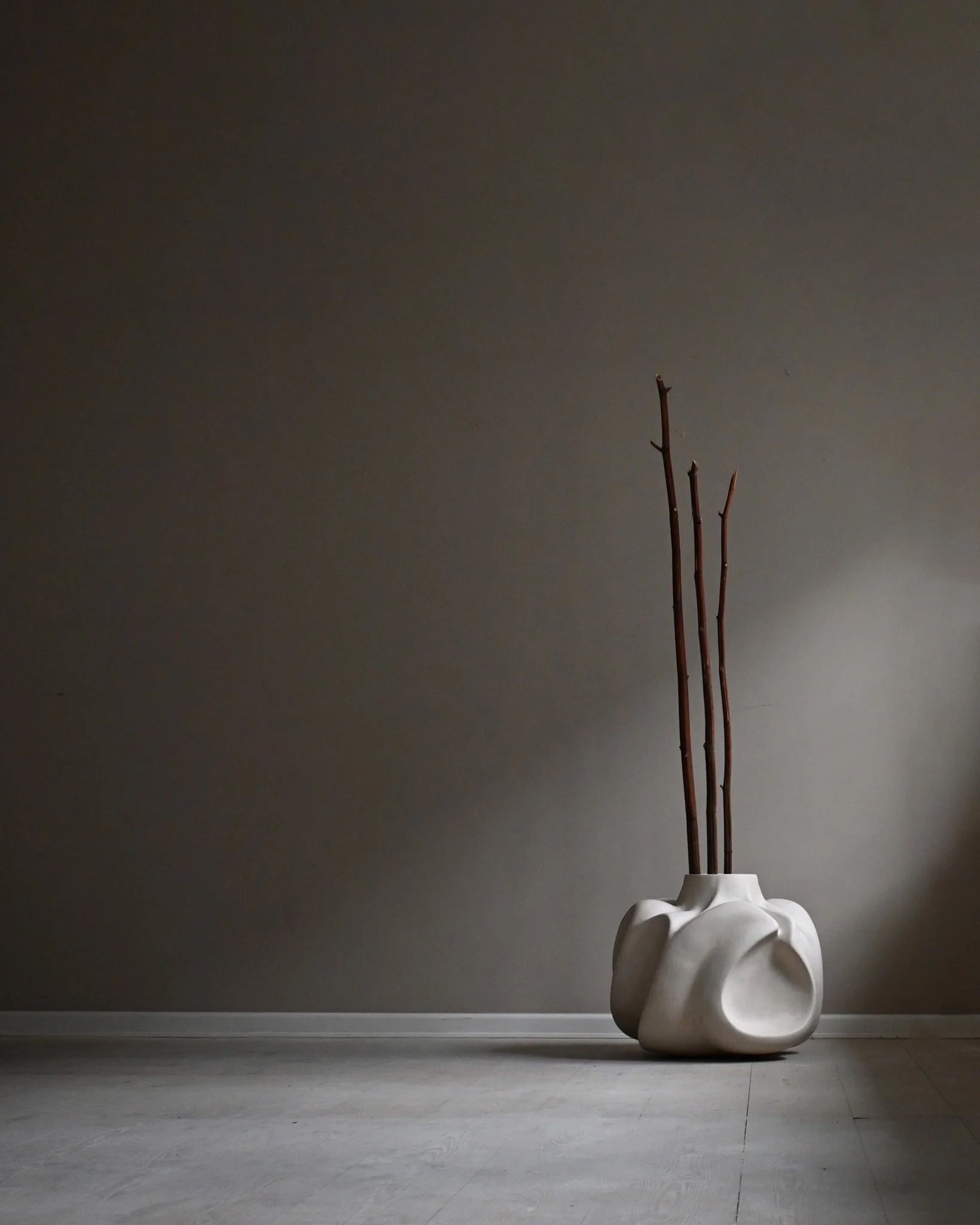 101 COPENHAGEN ΒΑΖΟ Βάζο Wabi Big Birch Off White Κεραμικό L55 x W55 x H48 CM 101 COPENHAGEN