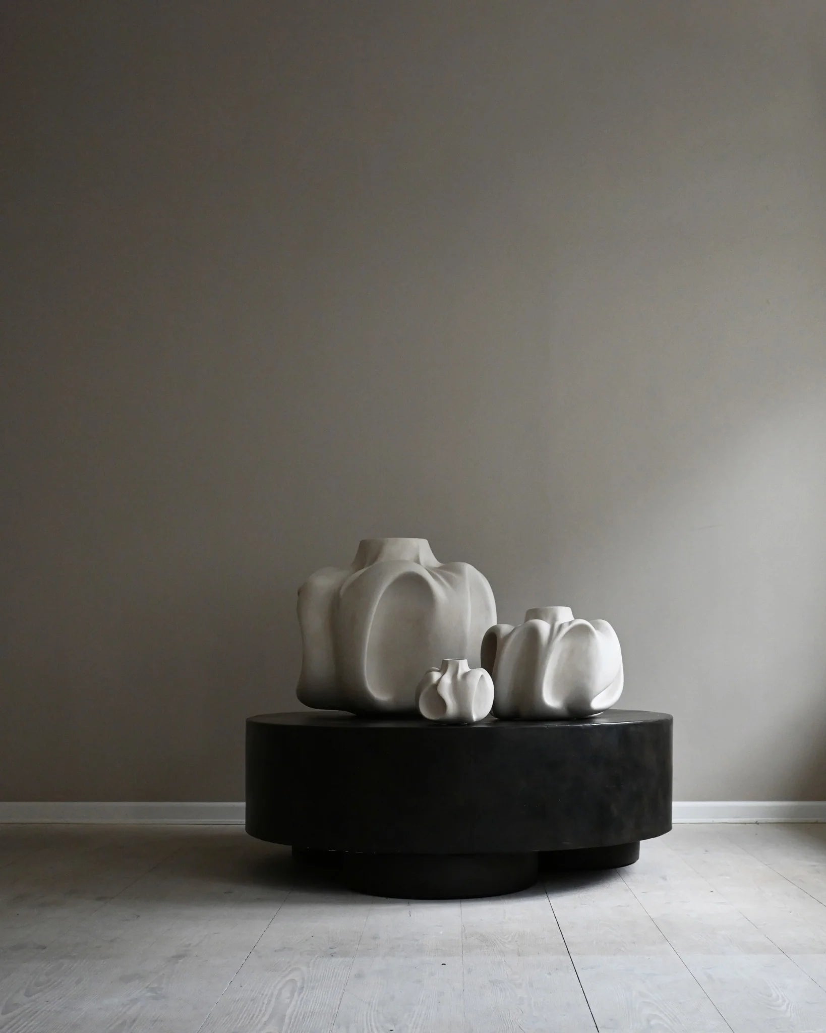 101 COPENHAGEN ΒΑΖΟ Βάζο Wabi Big Birch Off White Κεραμικό L55 x W55 x H48 CM 101 COPENHAGEN