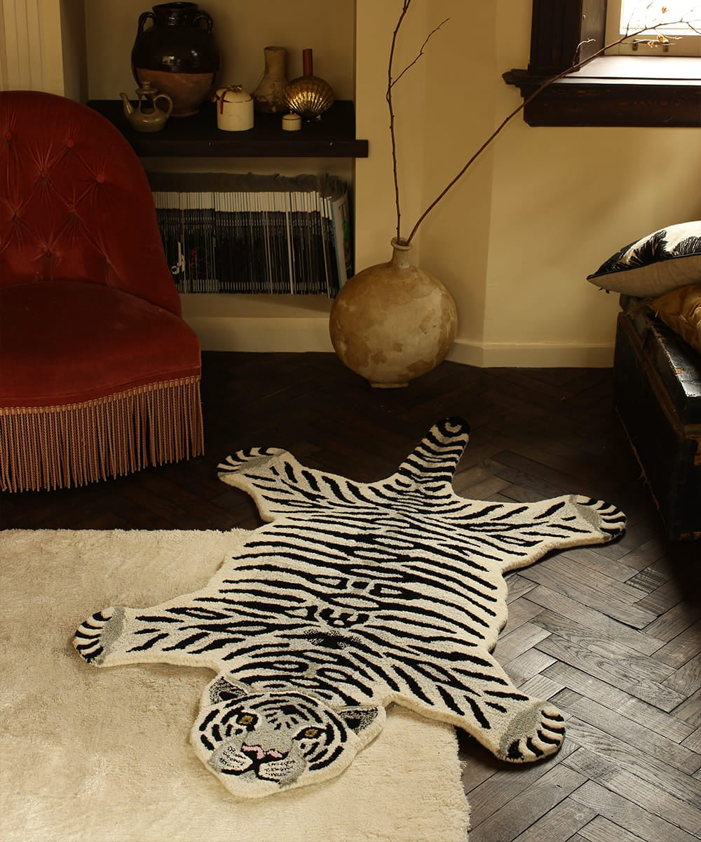 Χαλί Snowy Tiger Large - Μάλλινο Βαμβακερό Άσπρο Μαύρο 150 x 90 x 2 cm Doing Goods