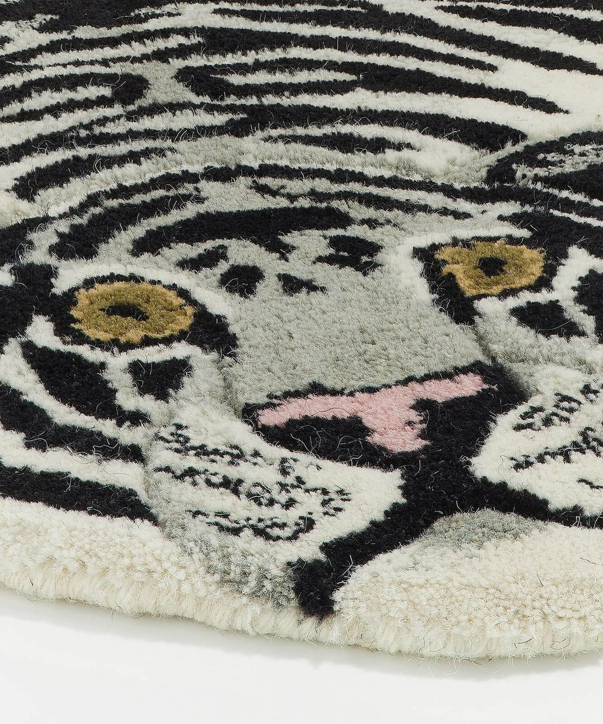 Χαλί Snowy Tiger Large - Μάλλινο Βαμβακερό Άσπρο Μαύρο 150 x 90 x 2 cm Doing Goods