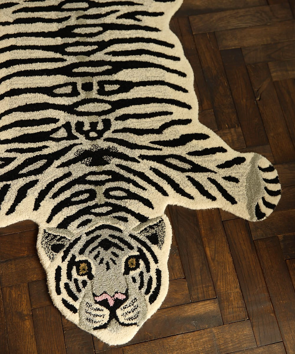 Χαλί Snowy Tiger Large - Μάλλινο Βαμβακερό Άσπρο Μαύρο 150 x 90 x 2 cm Doing Goods