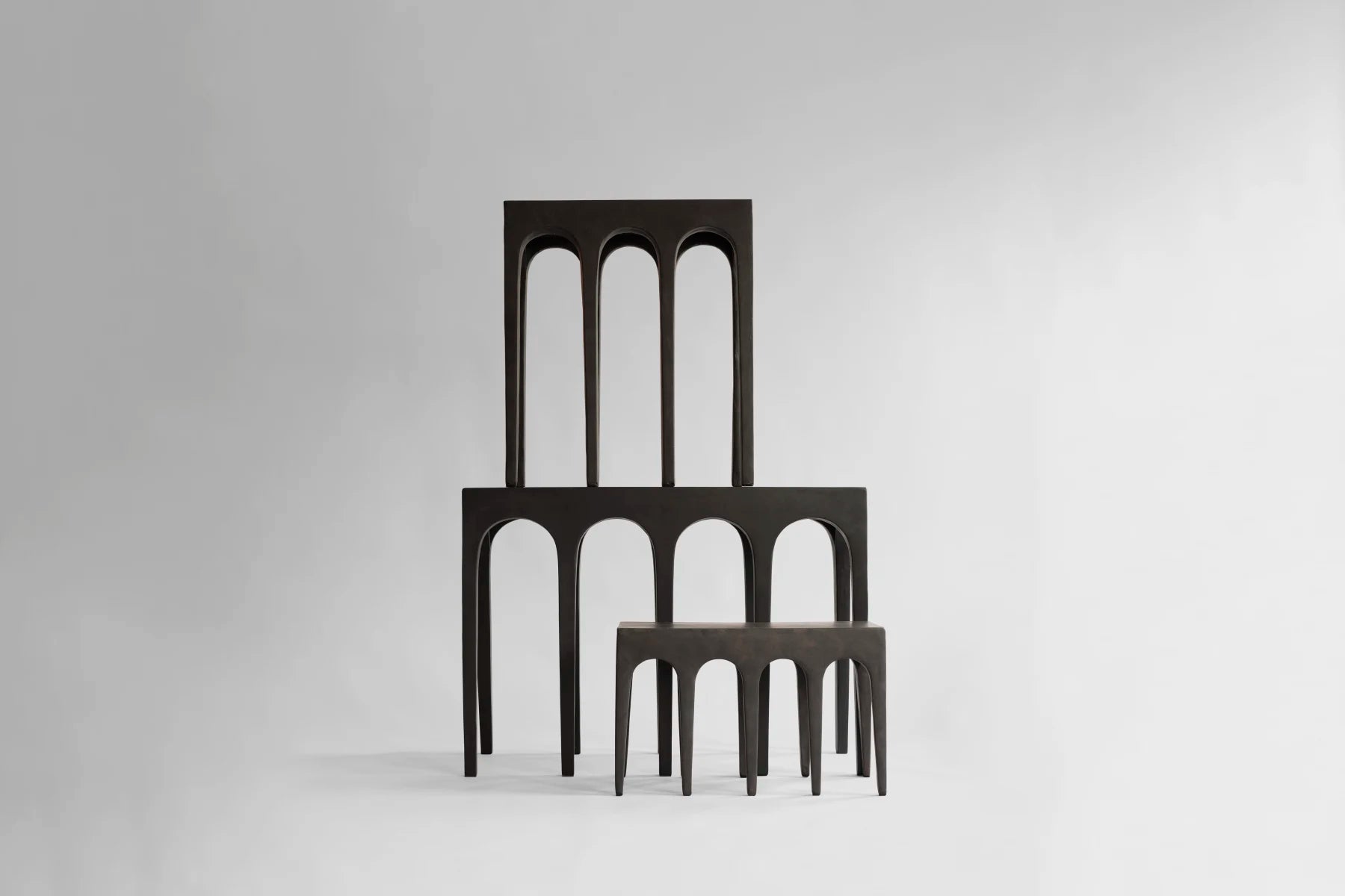 101 COPENHAGEN Κονσόλα Κονσόλα Bow Big Σκούρο Καφέ Σκυρόδεμα   L114xW41xH82 101 COPENHAGEN