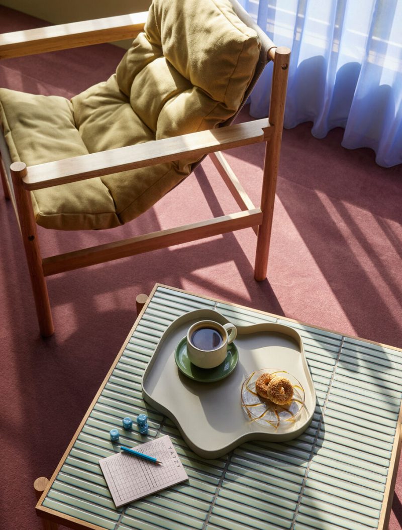 HUBSCH Κομοδίνο Tile Βοηθητικό Τραπέζι - Κομοδίνο Δρύινο/MDF Μέντα/Φυσικό 61x66xh44cm HUBSCH