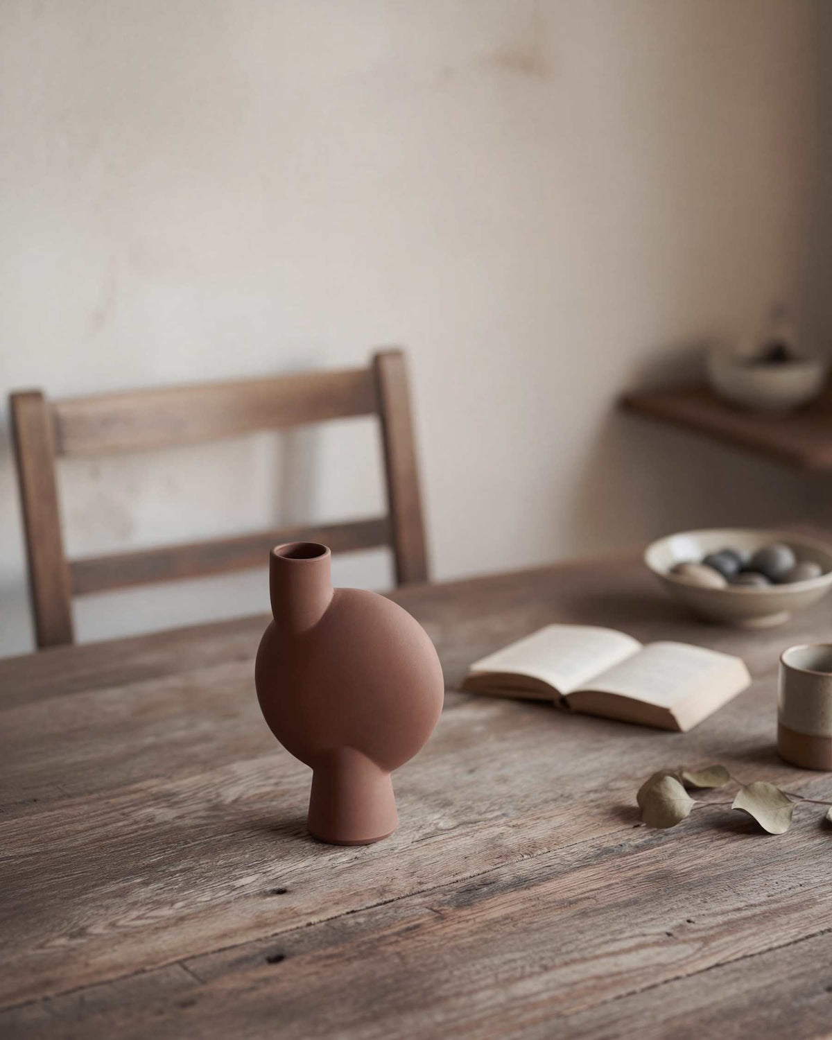 Βάζο Sphere Bubl Medio - Κεραμικό Almond H26 x W8 x L18 cm 101 COPENHAGEN
